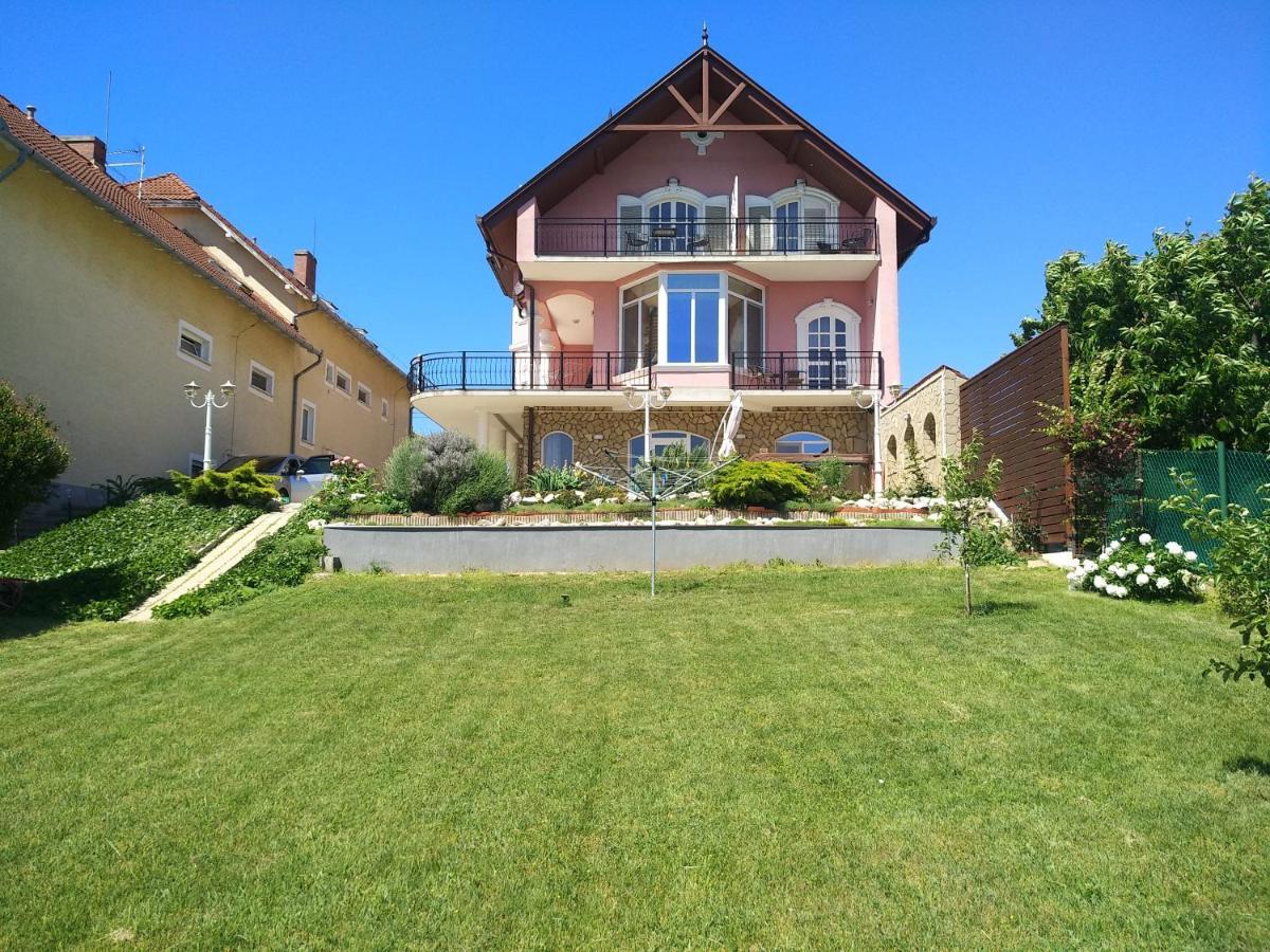 Manor Apartment Heviz
